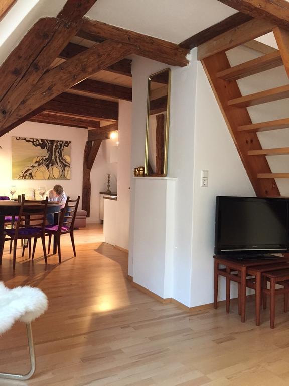 Apartment Zentral Im Herzen Der Altstadt Tuebingen Room photo